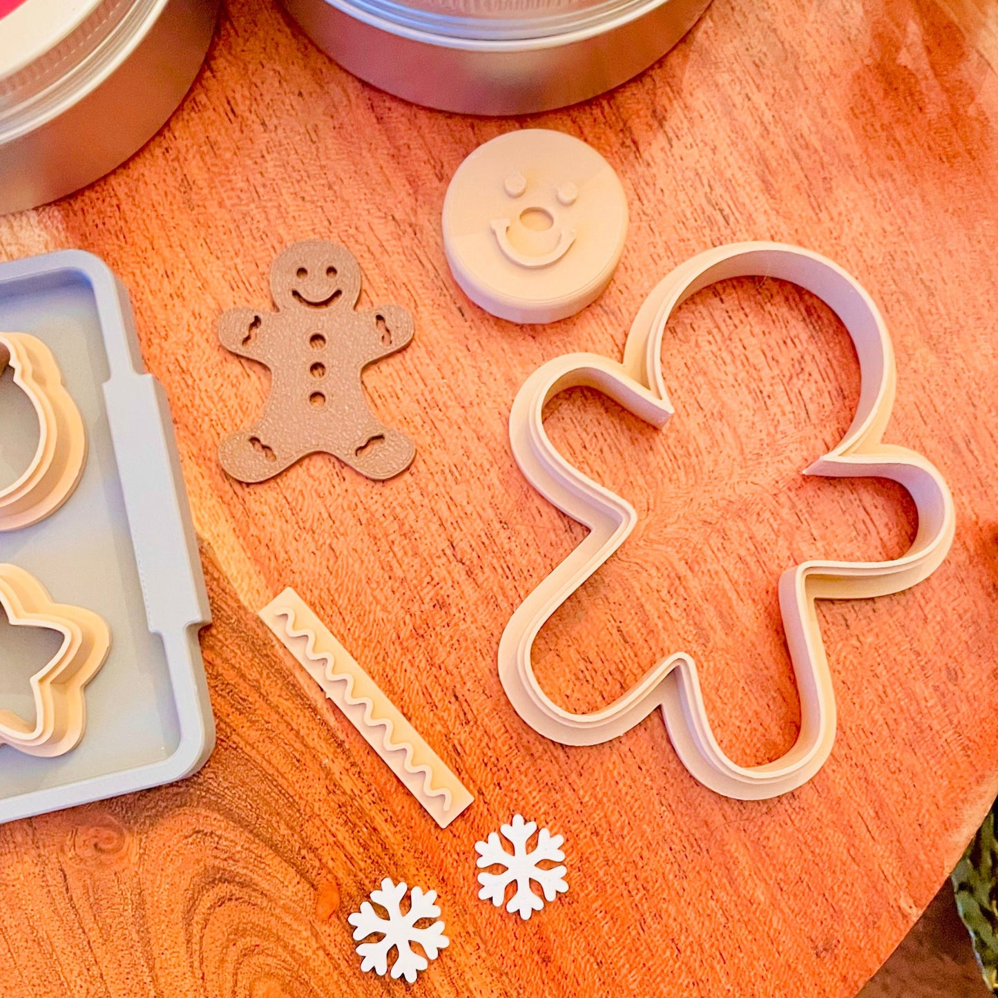 Holiday Treats Play Dough Kit