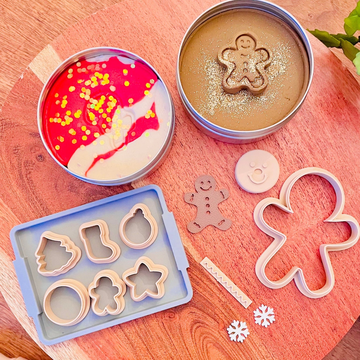 Holiday Treats Play Dough Kit