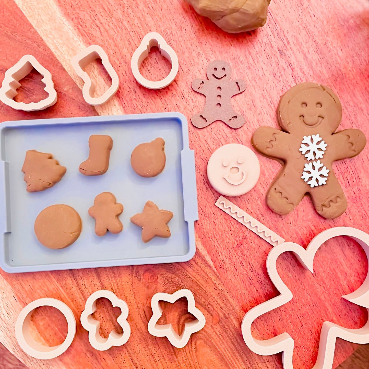 Holiday Treats Play Dough Kit